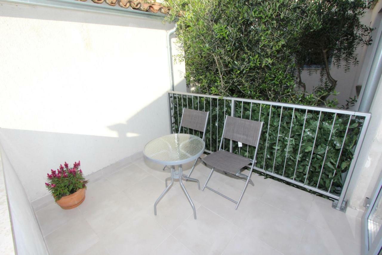 Apartment Marjanovic روفينج المظهر الخارجي الصورة